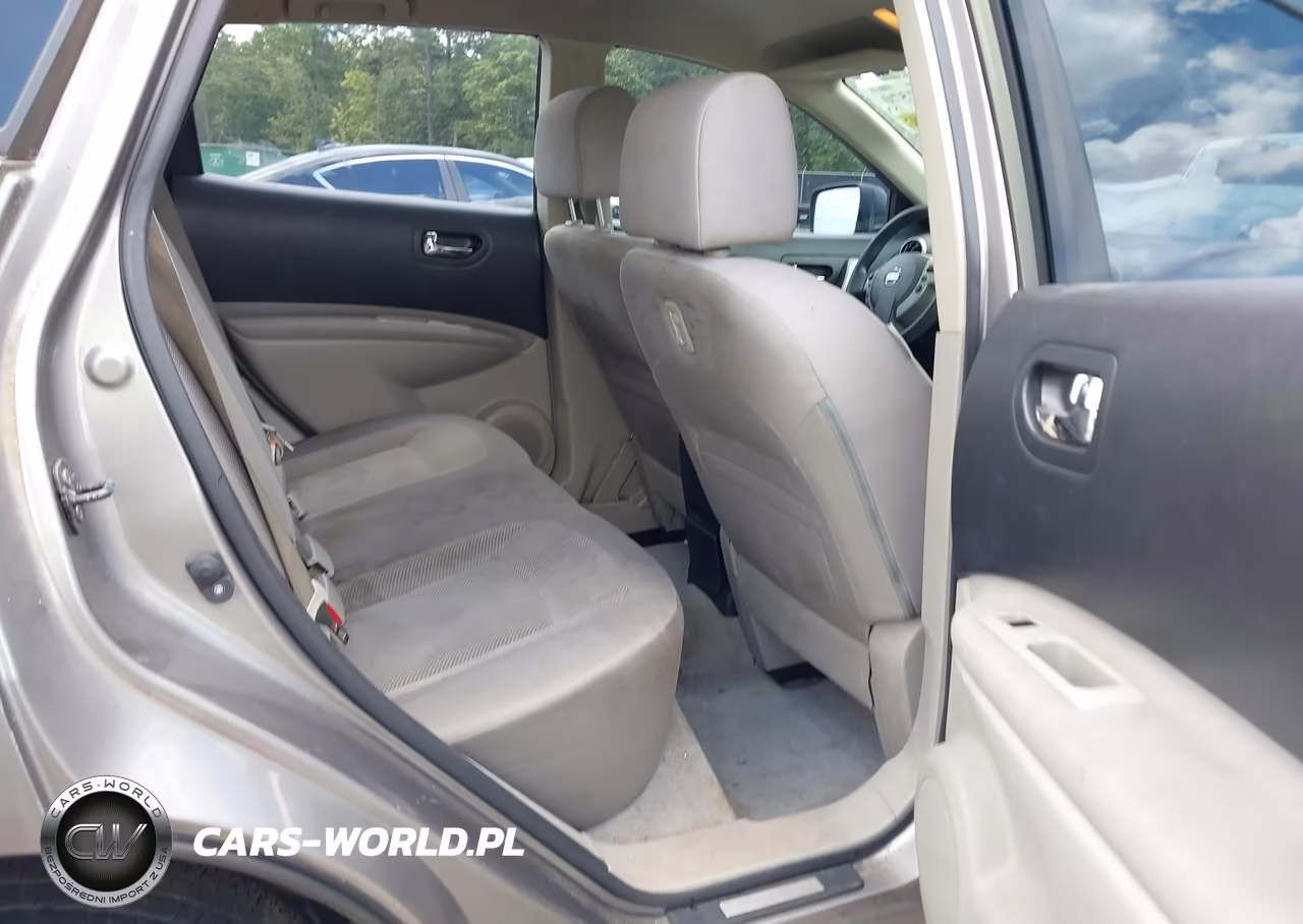 2015 Nissan Rogue Select S VIN:JN8AS5MV4FW252149 - 8