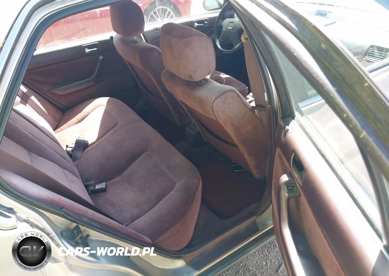 1993 Honda Accord Lx VIN:1HGCB7650PA139117 - 8
