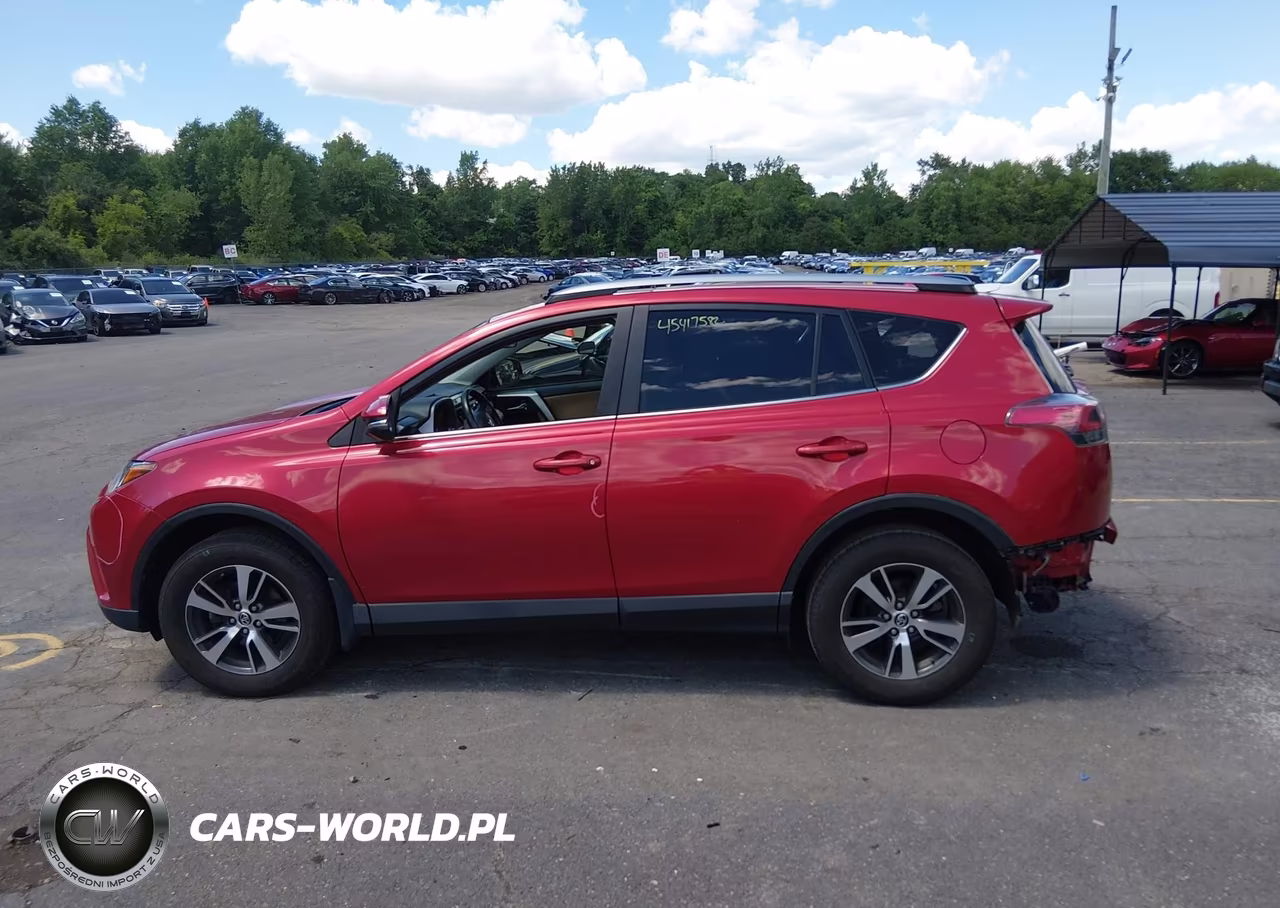 2017 Toyota Rav4 Xle VIN:JTMRFREV6HJ145581 - 15