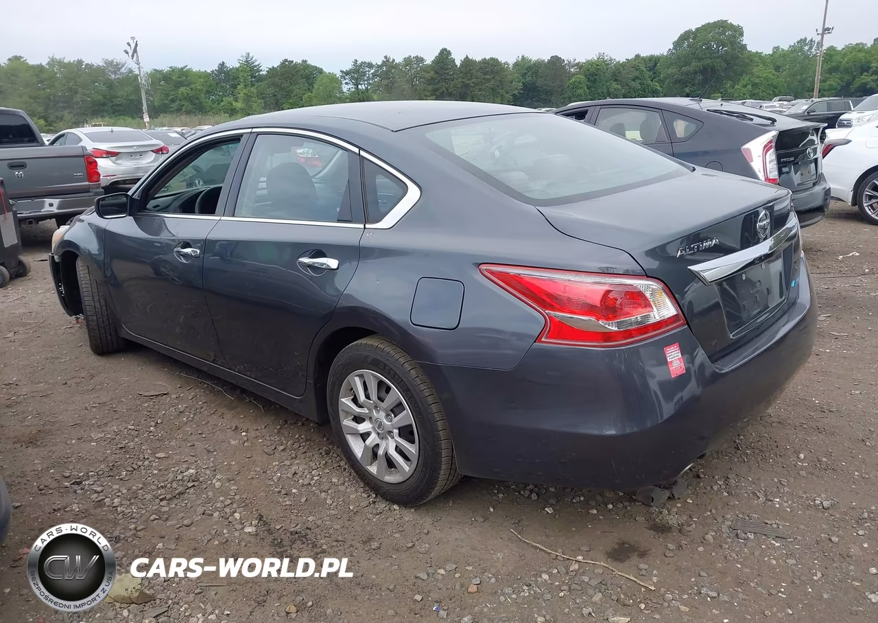 2013 Nissan Altima 2.5 S VIN:1N4AL3AP7DC245560 - 3