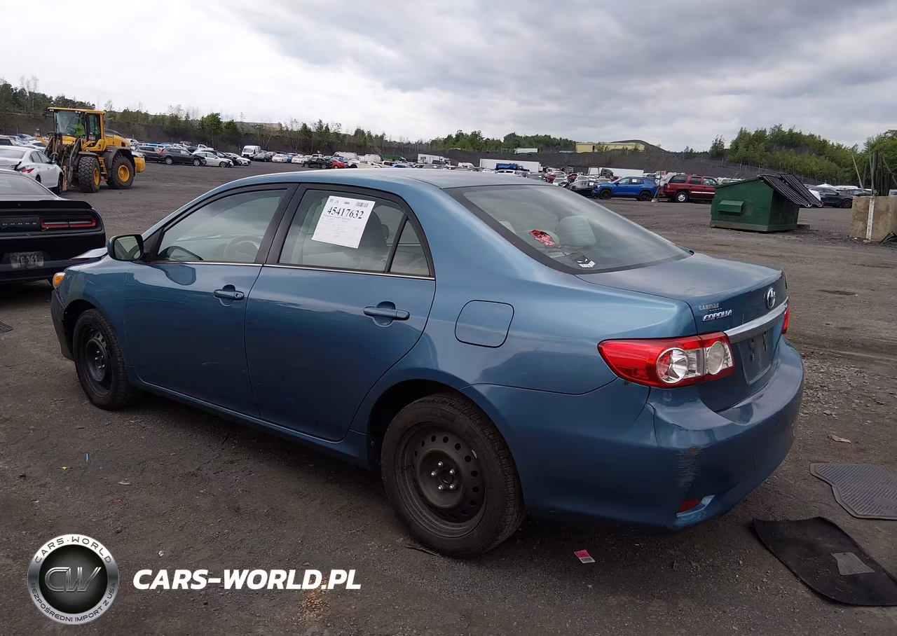 2013 Toyota Corolla Le VIN:5YFBU4EE2DP153709 - 3