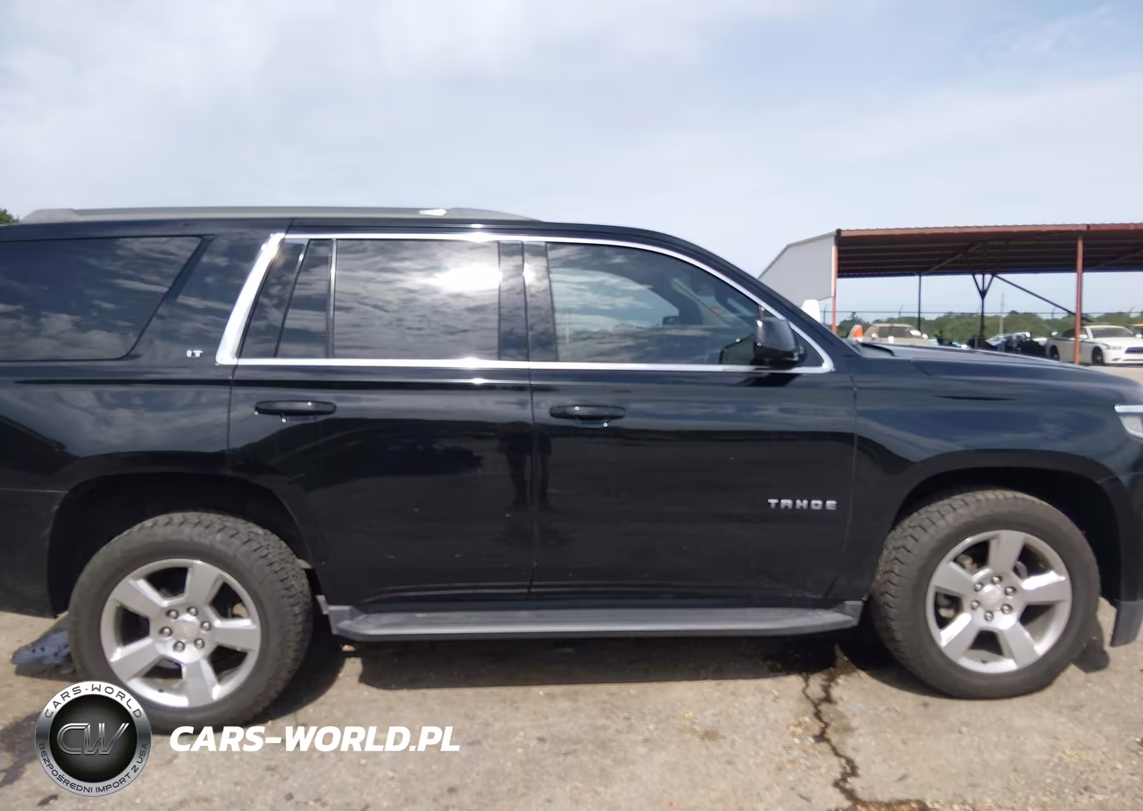 2017 Chevrolet Tahoe Lt VIN:1GNSCBKCXHR385276 - 13