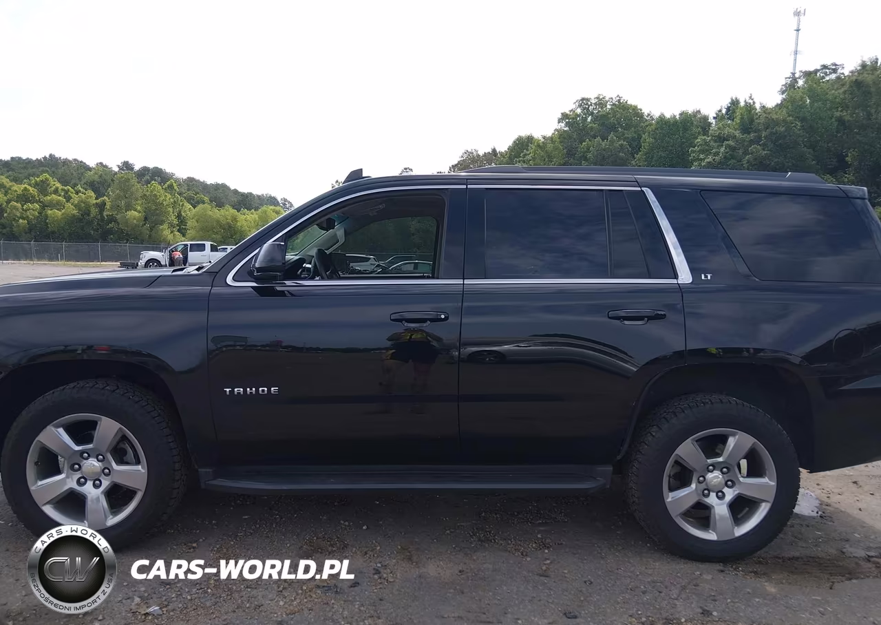 2017 Chevrolet Tahoe Lt VIN:1GNSCBKCXHR385276 - 14