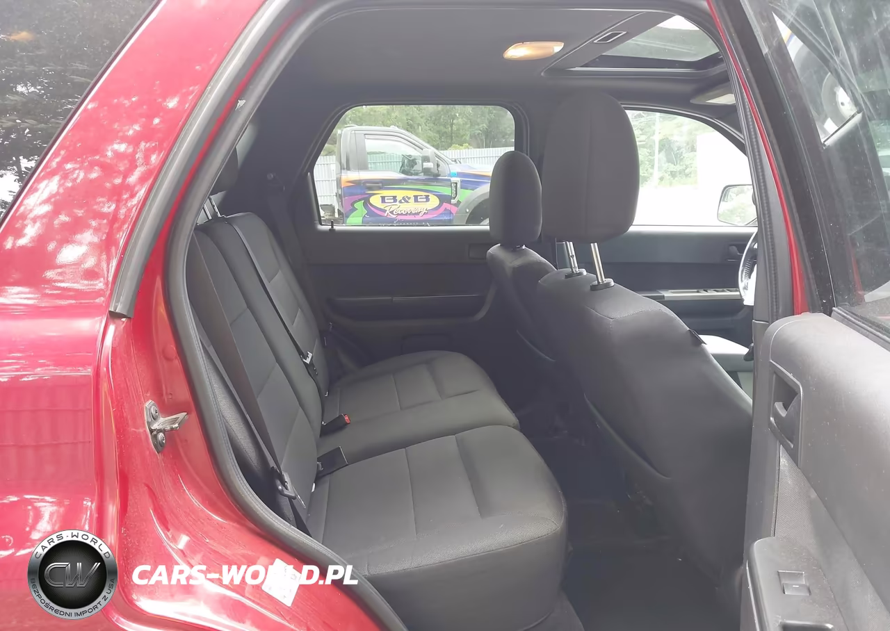 2010 Ford Escape Xlt VIN:1FMCU0D72AKC81471 - 8