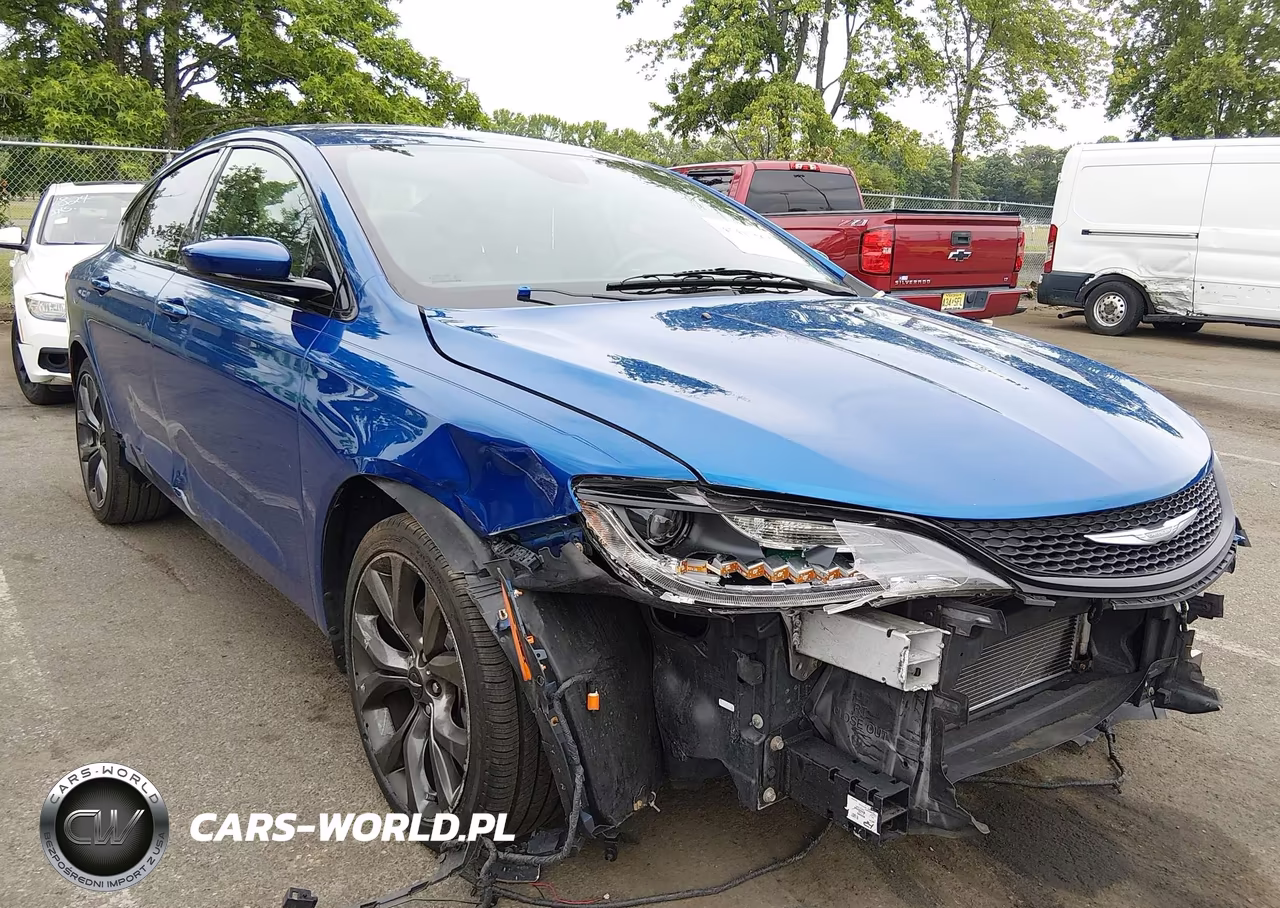2015 Chrysler 200 S – zdjęcie 1 z 16
