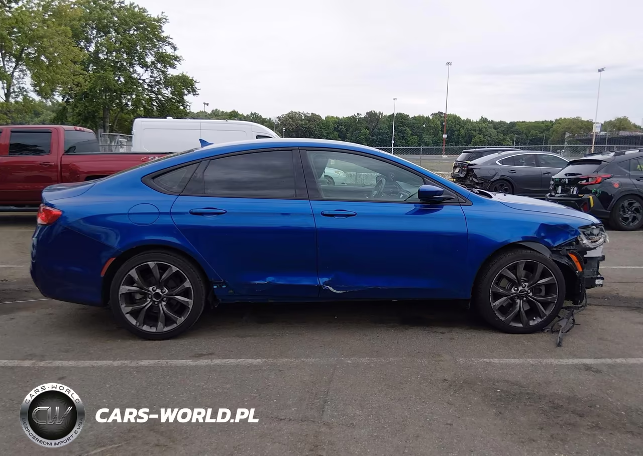 2015 Chrysler 200 S VIN:1C3CCCBB4FN610200 - 13