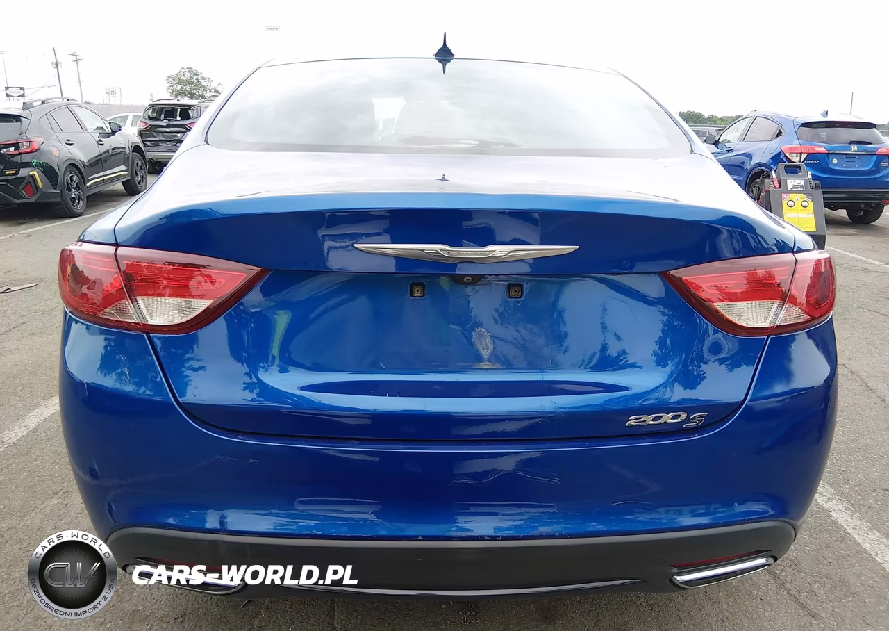 2015 Chrysler 200 S VIN:1C3CCCBB4FN610200 - 16