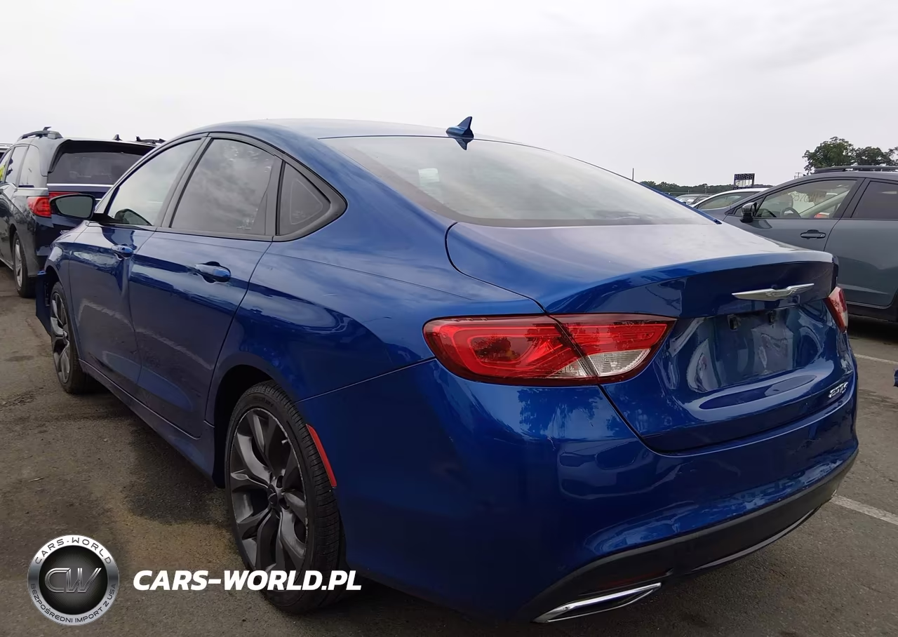 2015 Chrysler 200 S VIN:1C3CCCBB4FN610200 - 3