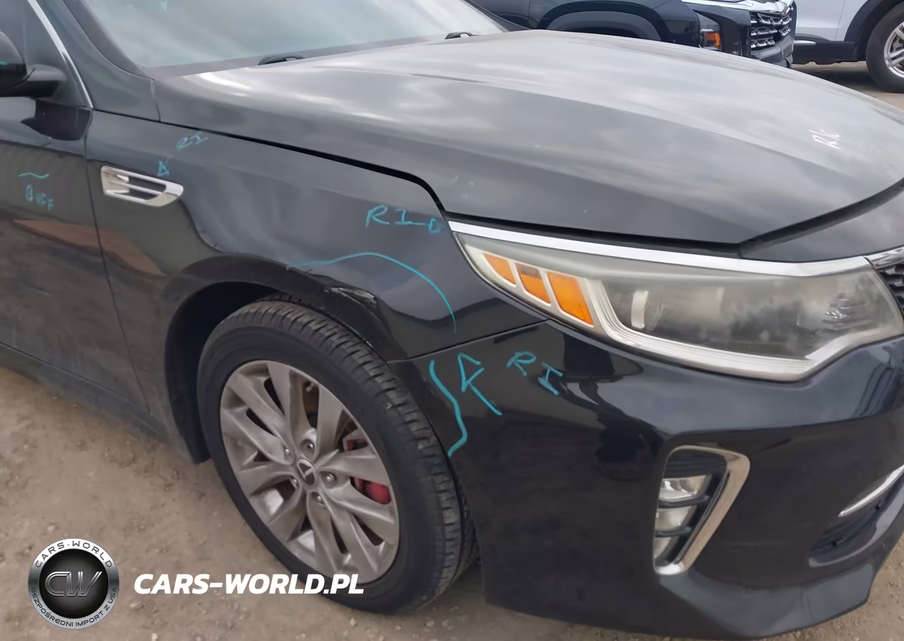 2018 Kia Optima S VIN:5XXGT4L34JG206182 - 18