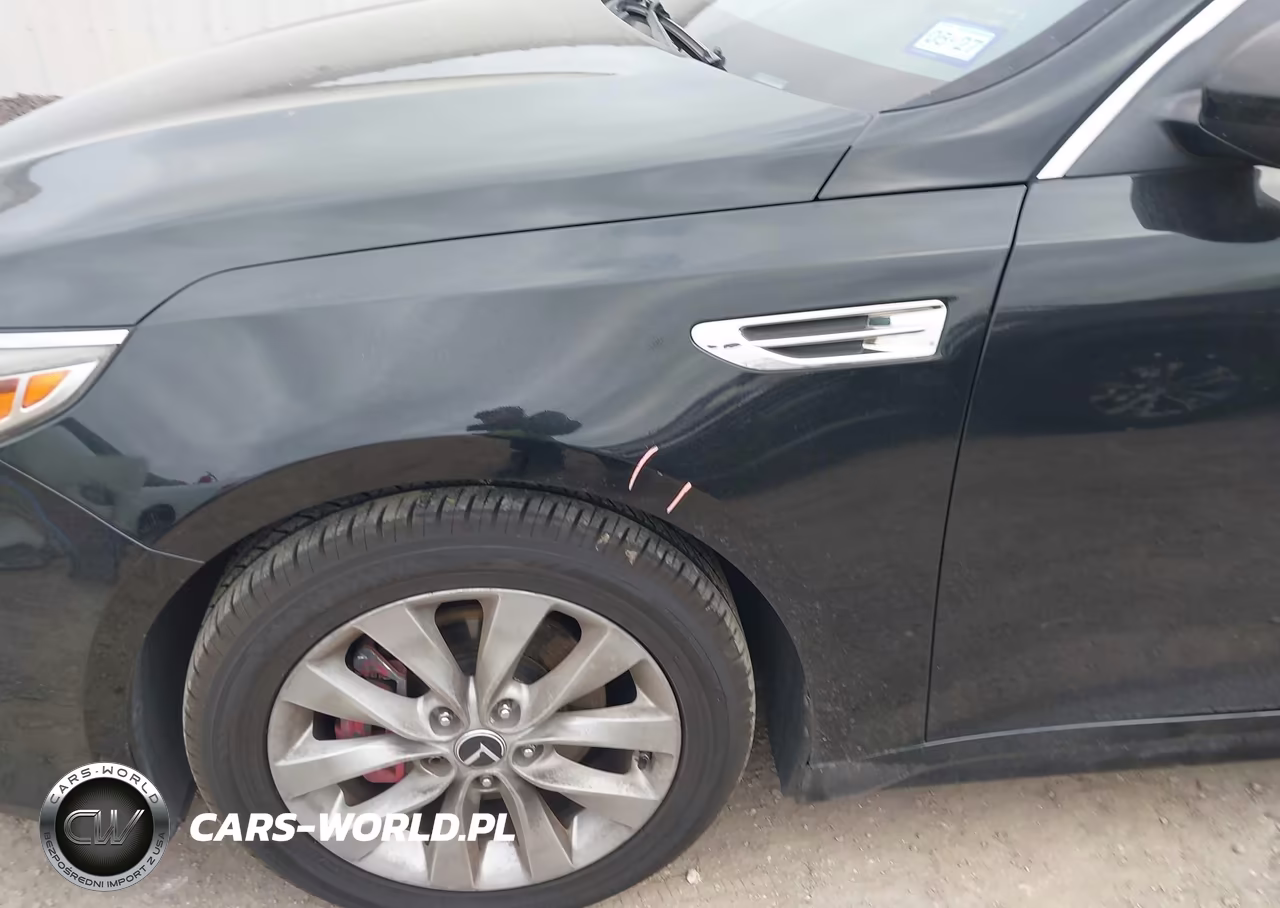 2018 Kia Optima S VIN:5XXGT4L34JG206182 - 20