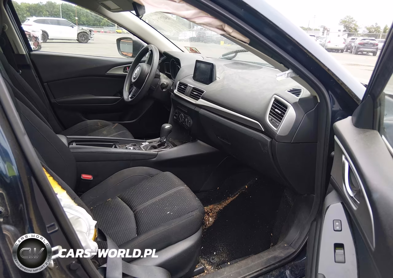 2018 Mazda Mazda3 Sport VIN:3MZBN1U7XJM261817 - 5