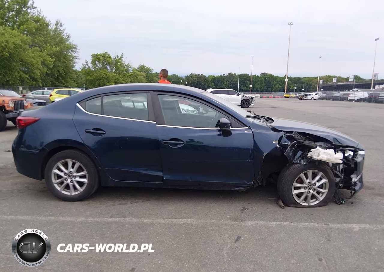 2018 Mazda Mazda3 Sport VIN:3MZBN1U7XJM261817 - 6