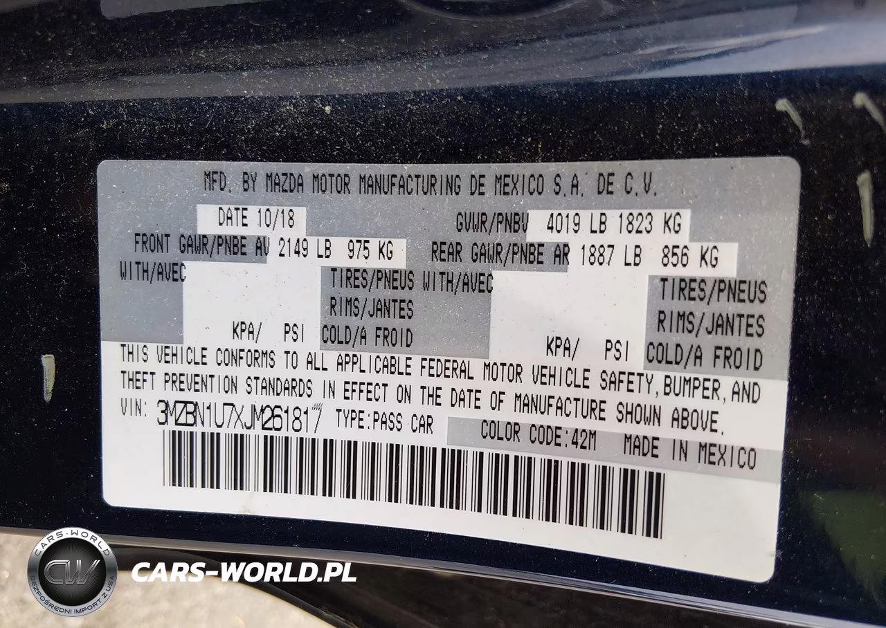 2018 Mazda Mazda3 Sport VIN:3MZBN1U7XJM261817 - 9