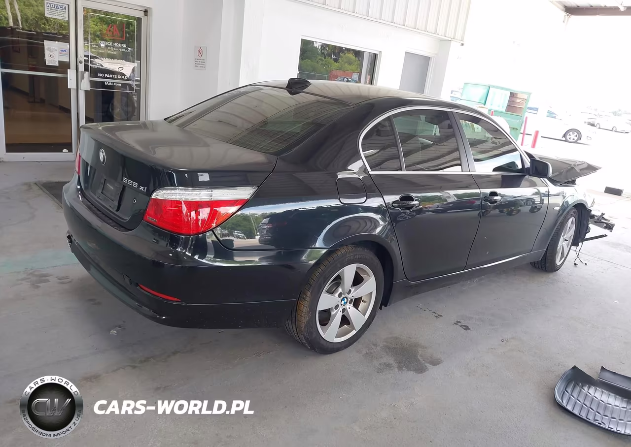 2008 BMW 528Xi VIN:WBANV13568CZ55171 - 4