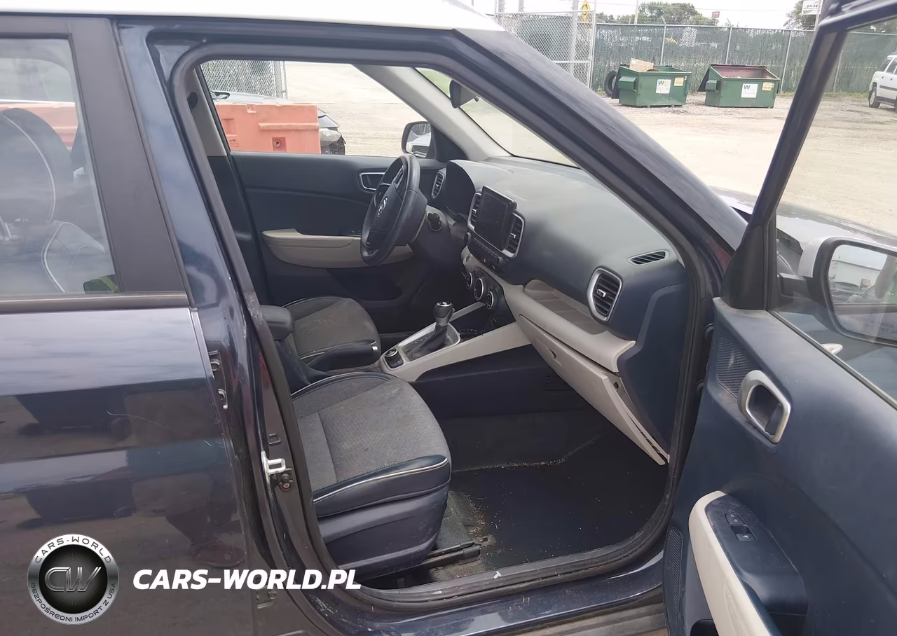 2020 Hyundai Venue Denim VIN:KMHRC8A3XLU021713 - 5