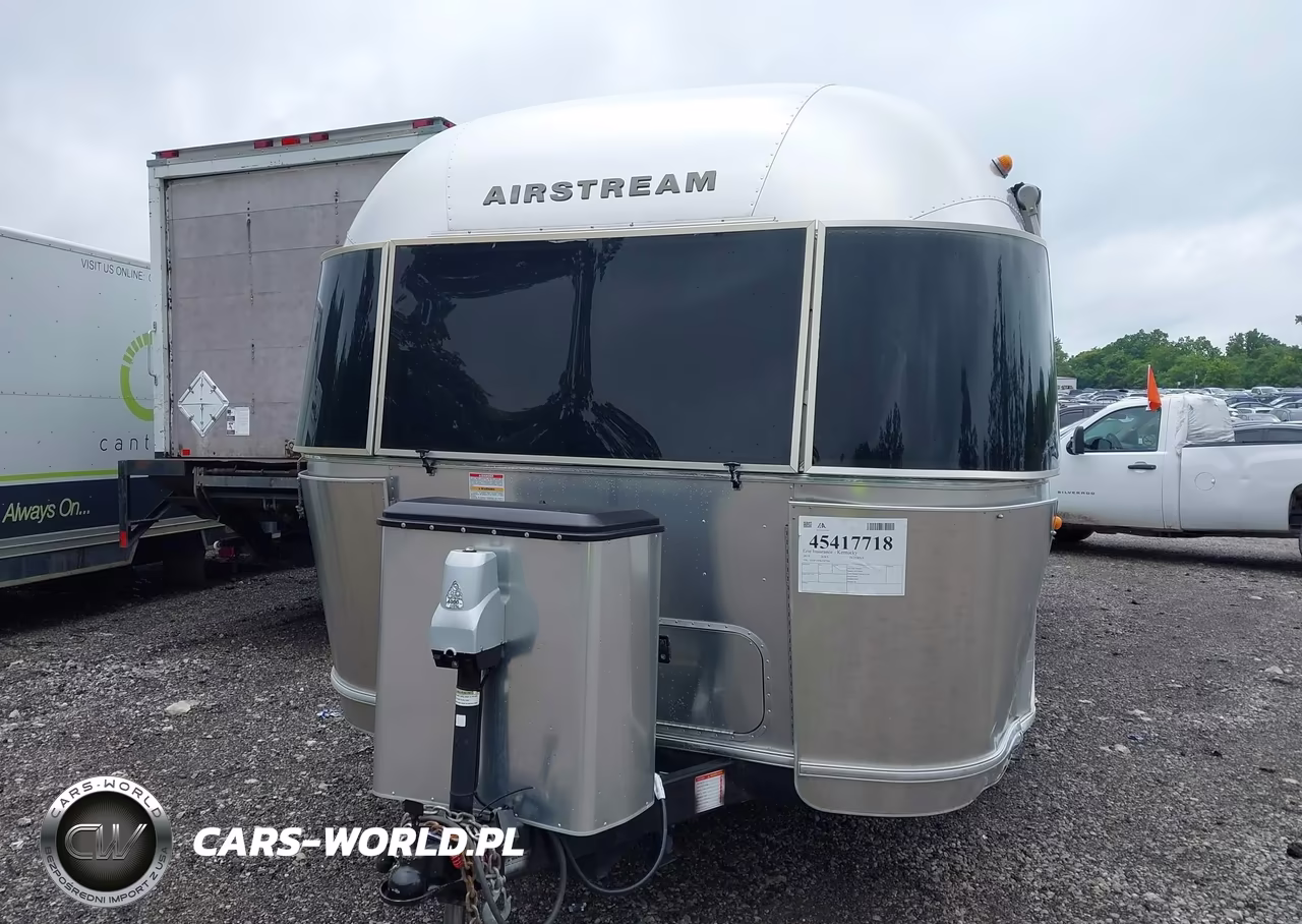 2019 Airstream Intl Serenity VIN:1STJFYJ24KJ547384 - 10