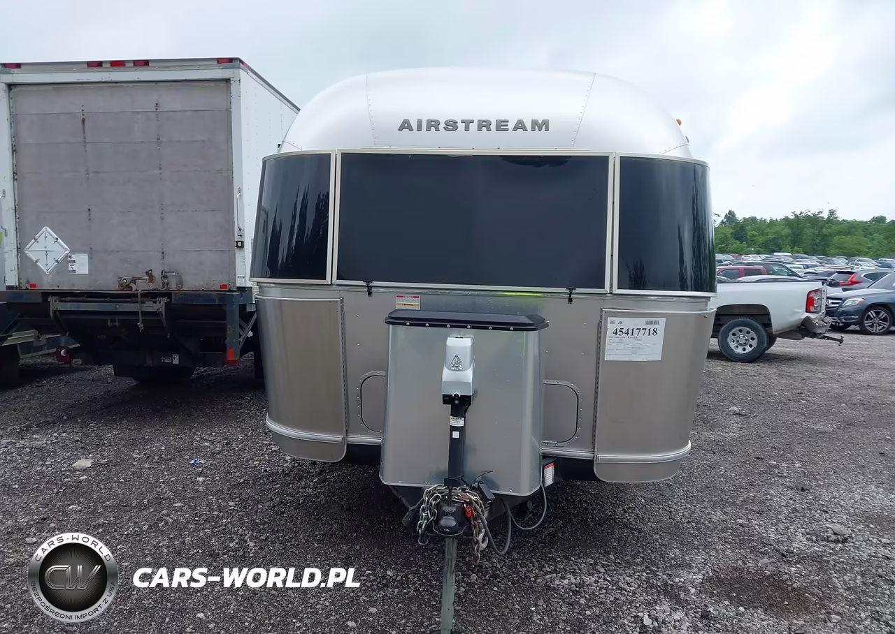 2019 Airstream Intl Serenity VIN:1STJFYJ24KJ547384 - 12