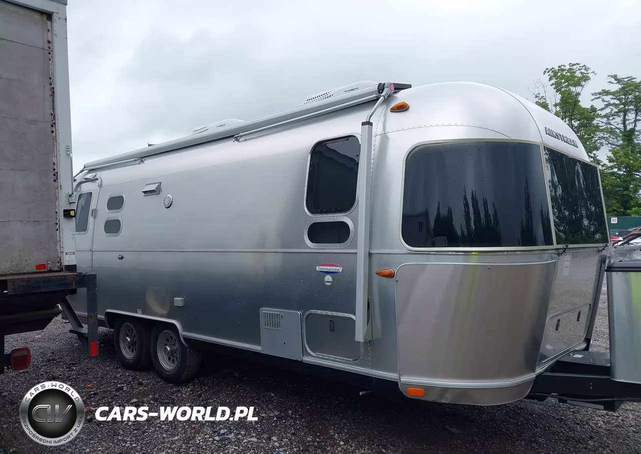 2019 Airstream Intl Serenity VIN:1STJFYJ24KJ547384 - 13