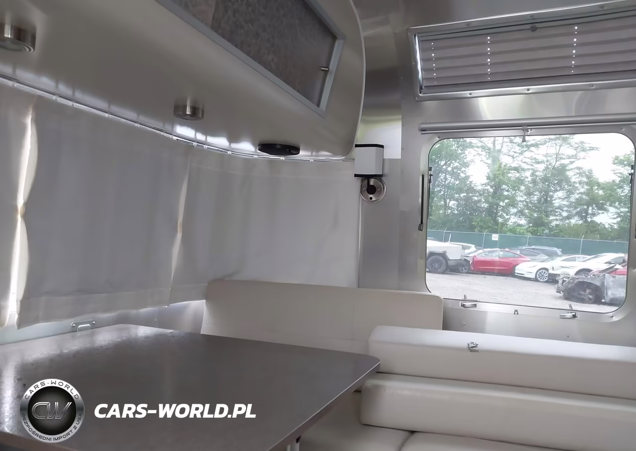 2019 Airstream Intl Serenity VIN:1STJFYJ24KJ547384 - 15