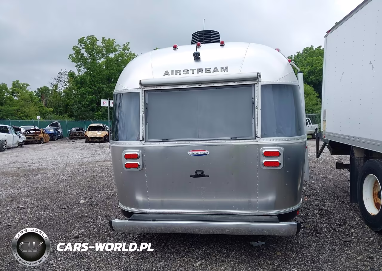2019 Airstream Intl Serenity VIN:1STJFYJ24KJ547384 - 16
