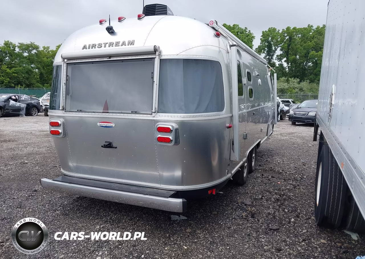 2019 Airstream Intl Serenity VIN:1STJFYJ24KJ547384 - 4