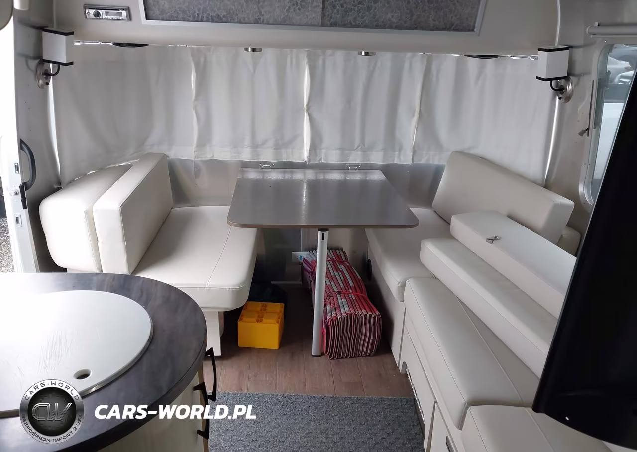 2019 Airstream Intl Serenity VIN:1STJFYJ24KJ547384 - 8