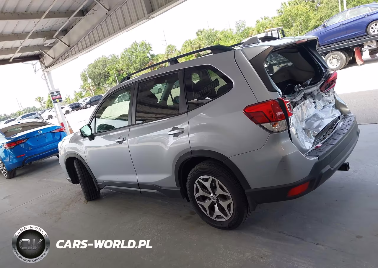 2019 Subaru Forester Premium VIN:JF2SKAEC4KH545457 - 14