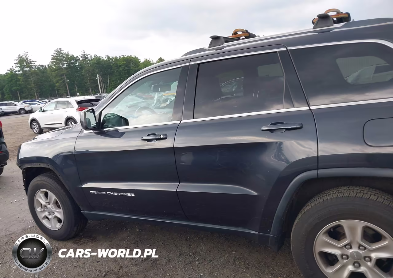 2015 Jeep Grand Cherokee Laredo VIN:1C4RJFAG7FC237448 - 15