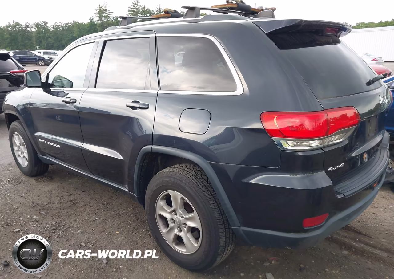 2015 Jeep Grand Cherokee Laredo VIN:1C4RJFAG7FC237448 - 3