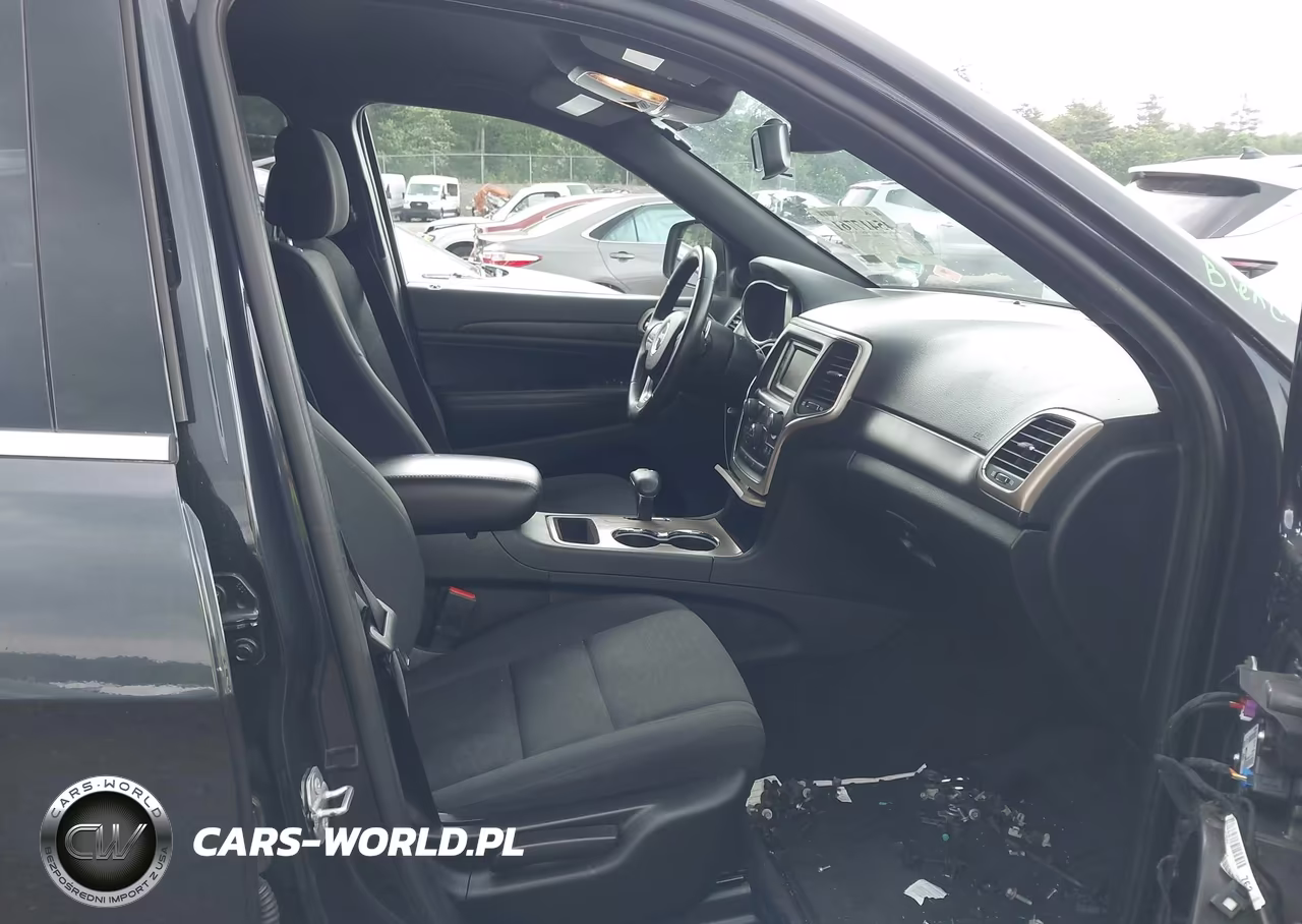 2015 Jeep Grand Cherokee Laredo VIN:1C4RJFAG7FC237448 - 5