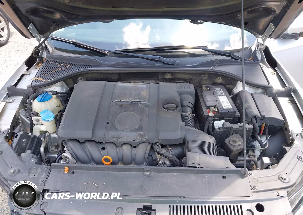 2012 Volkswagen Passat 2.5L Se VIN:1VWBH7A38CC060675 - 10