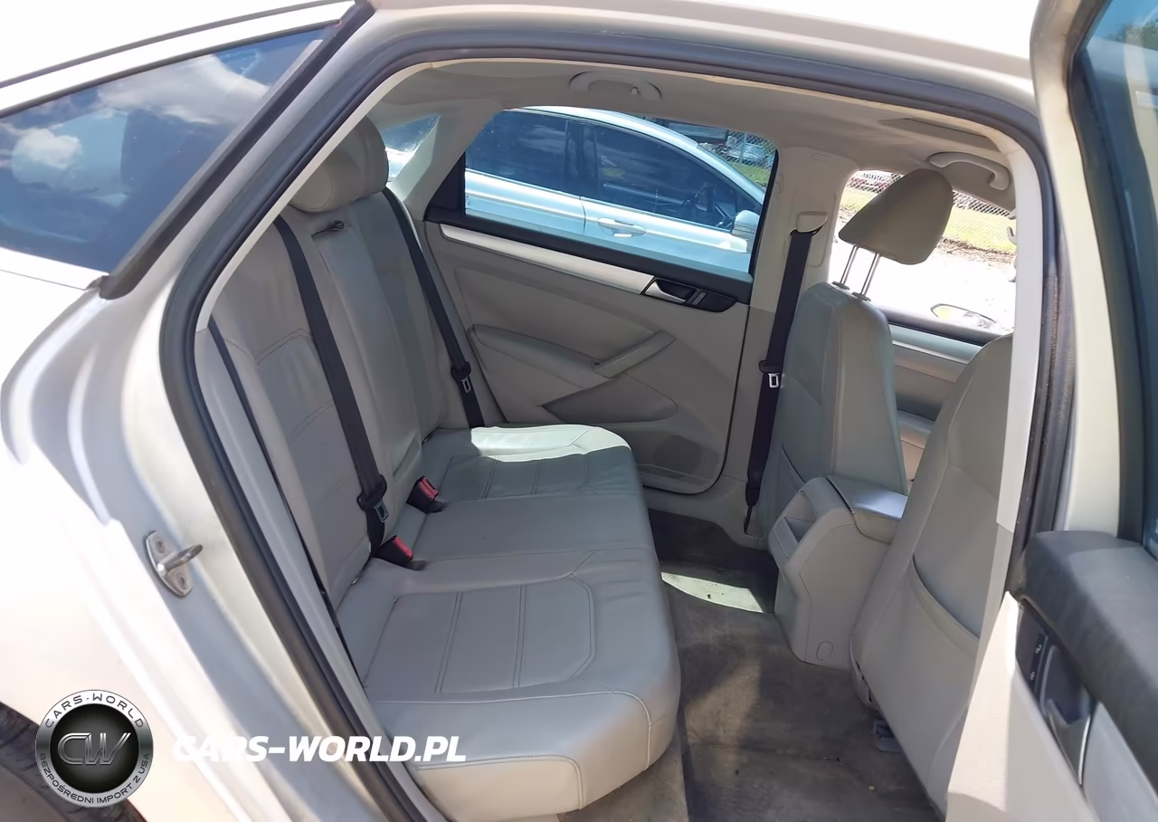 2012 Volkswagen Passat 2.5L Se VIN:1VWBH7A38CC060675 - 8