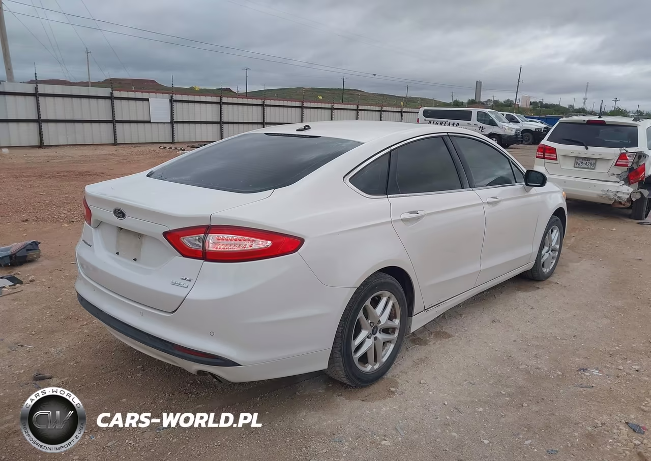 2015 Ford Fusion Se VIN:1FA6P0HD1F5128858 - 4