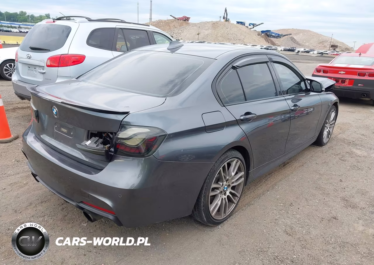 2013 BMW 335I xDrive VIN:WBA3B9C52DJ899119 - 4