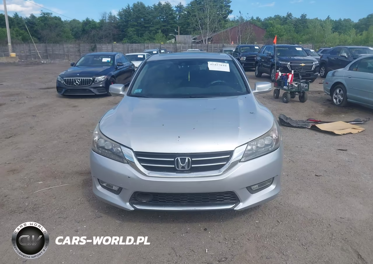 2014 Honda Accord Touring VIN:1HGCR3F9XEA022469 - 12
