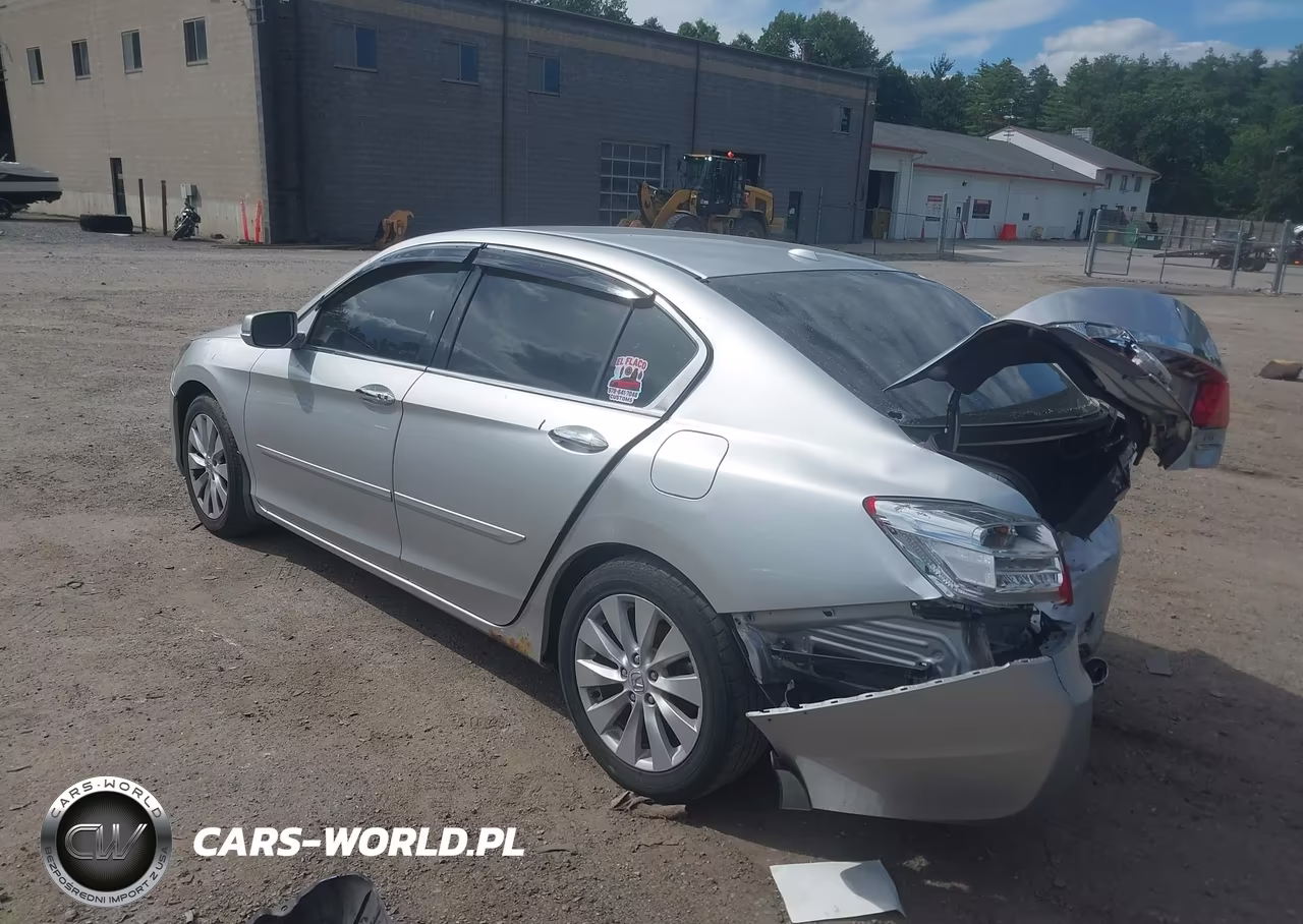 2014 Honda Accord Touring VIN:1HGCR3F9XEA022469 - 3