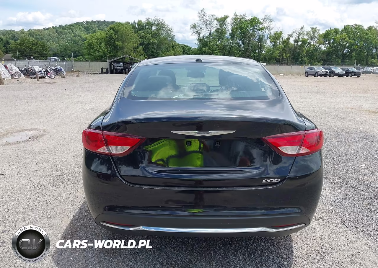 2015 Chrysler 200 Limited VIN:1C3CCCAB5FN675851 - 16