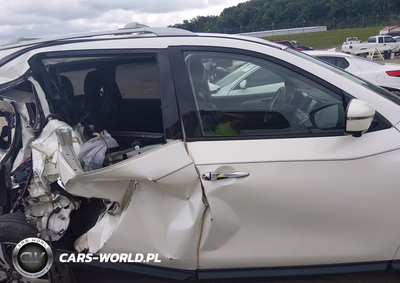 2017 Nissan Pathfinder Sl VIN:5N1DR2MM6HC655172 - 13