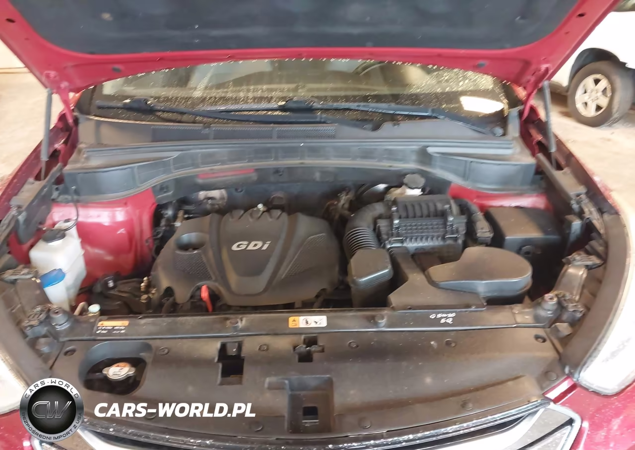 2015 Hyundai Santa Fe Sport 2.4L VIN:5XYZU3LB9FG301072 - 10