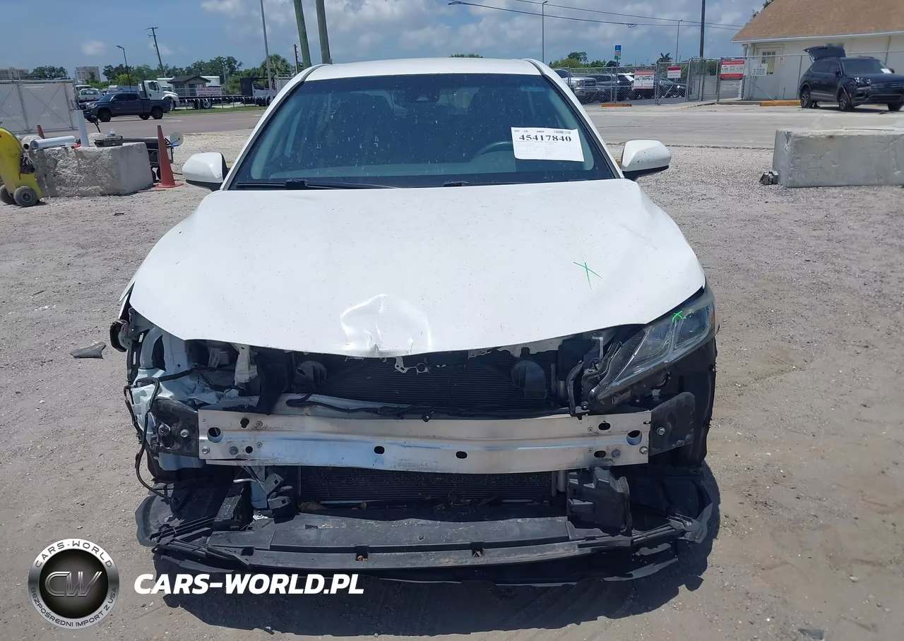 2020 Toyota Camry Le VIN:4T1C11AK9LU888157 - 6