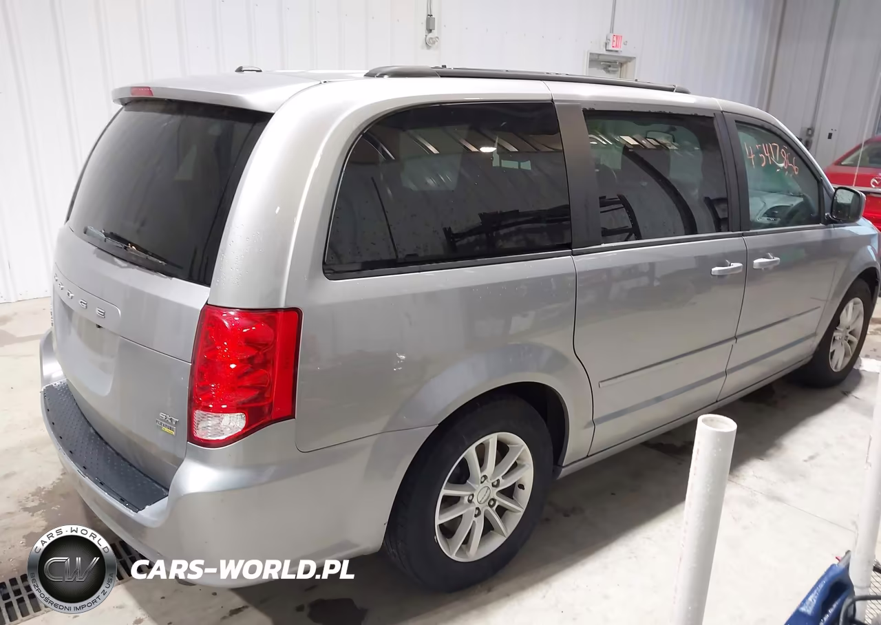 2016 Dodge Grand Caravan Sxt VIN:2C4RDGCG2GR323897 - 4