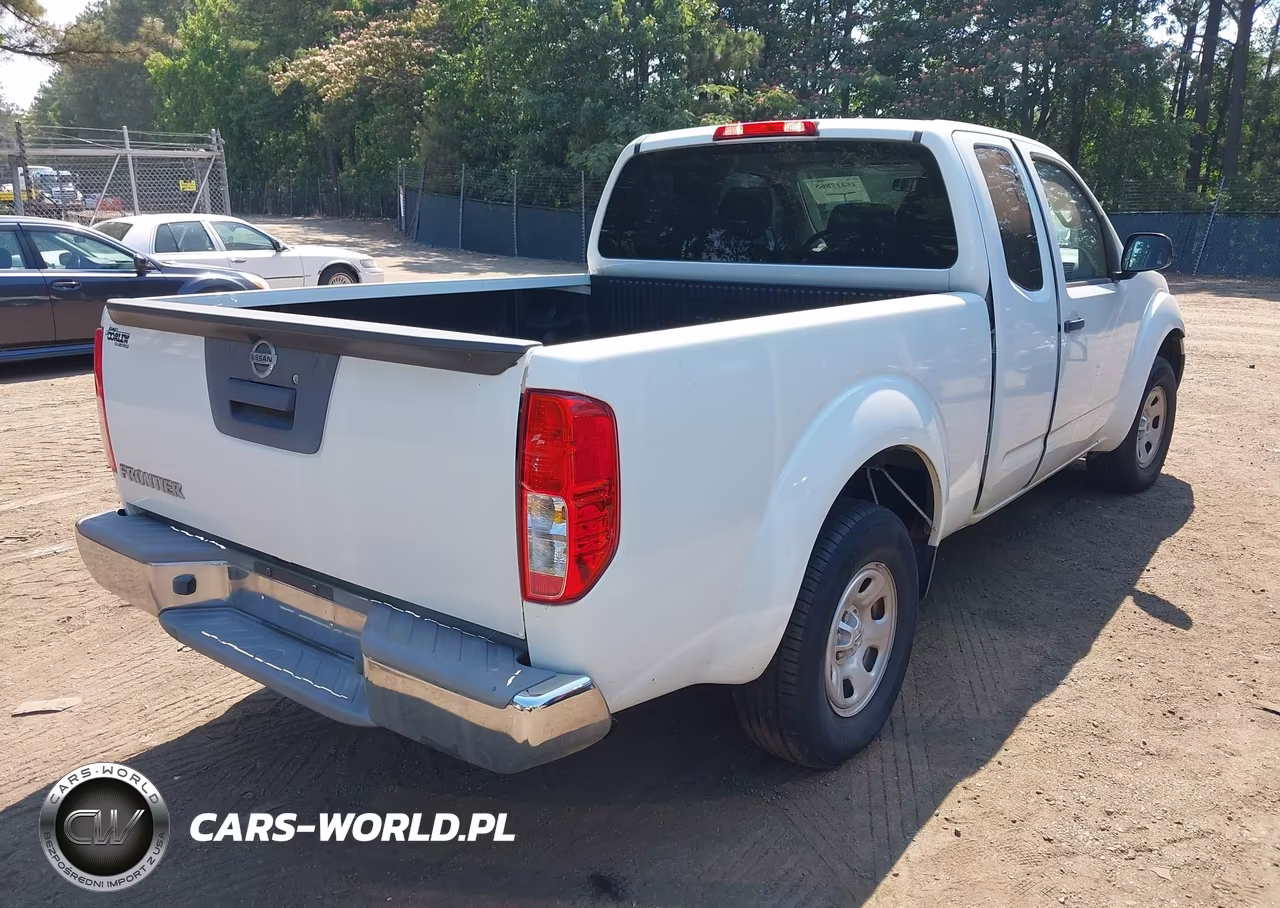 2015 Nissan Frontier S VIN:1N6BD0CT6FN760560 - 4