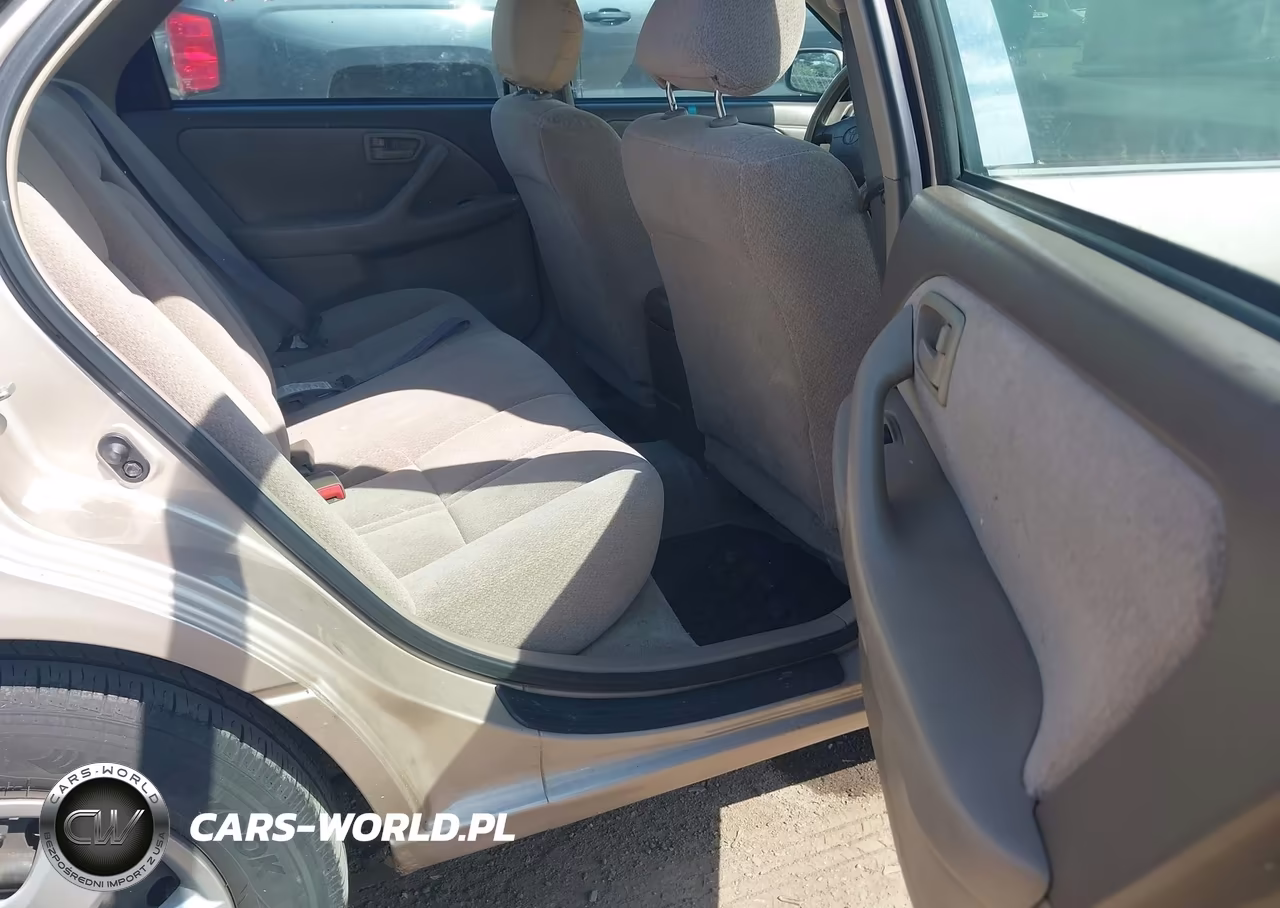 2001 Toyota Camry Le VIN:4T1BG22K21U071821 - 8
