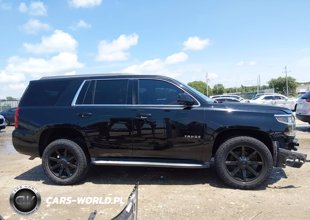 2015 Chevrolet Tahoe Lt VIN:1GNSKBKC4FR613143 - 14