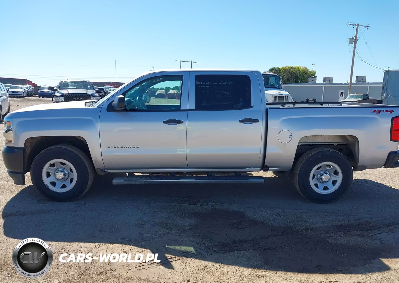 2018 Chevrolet Silverado 1500 Work Truck VIN:3GCUKNEHXJG398242 - 14