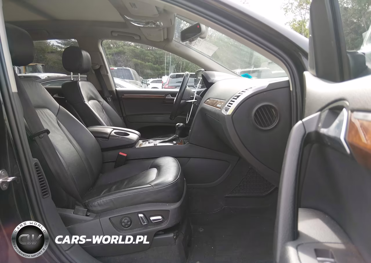 2013 Audi Q7 3.0T Premium VIN:WA1LGAFE2DD001435 - 5