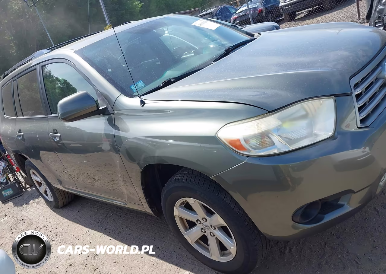 2010 Toyota Highlander Base V6 VIN:JTEBK3EH3A2162516 - 13