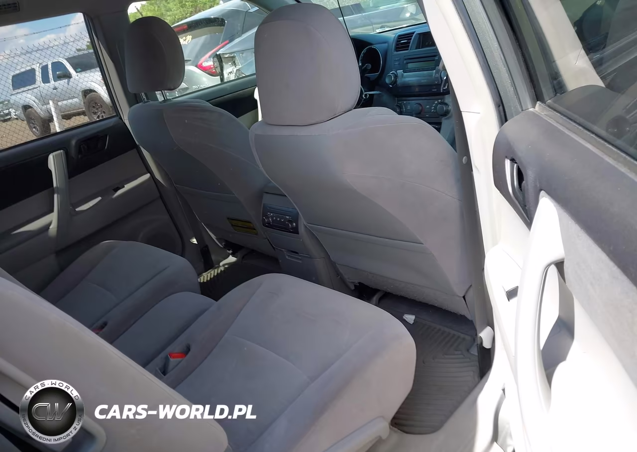 2010 Toyota Highlander Base V6 VIN:JTEBK3EH3A2162516 - 8