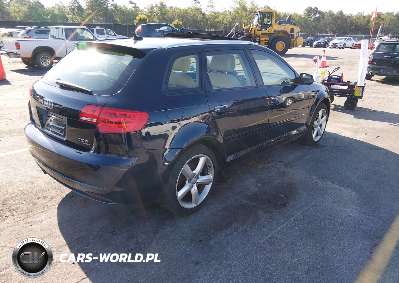 2012 Audi A3 2.0T Premium Plus VIN:WAUMFAFM6CA140355 - 4