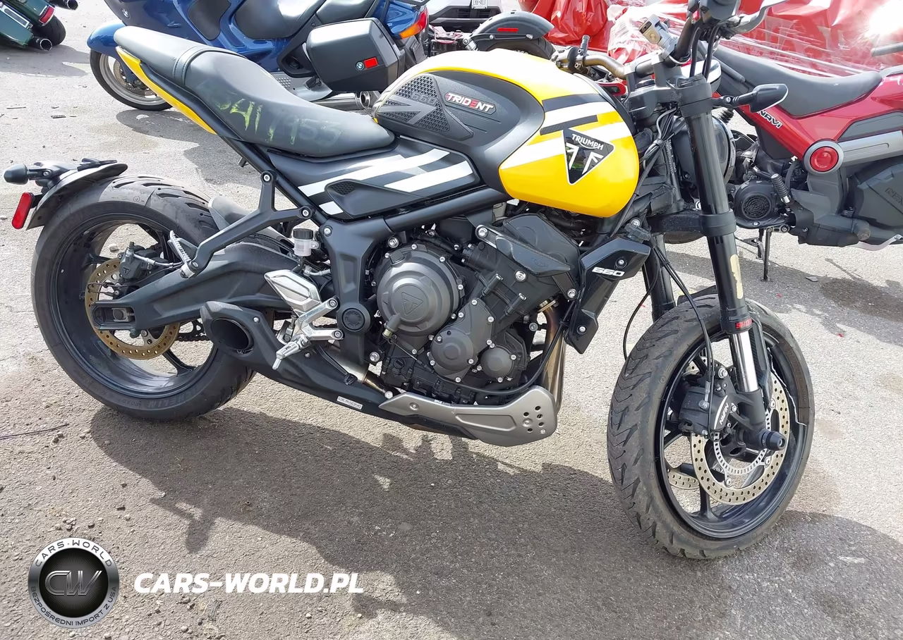 2025 Triumph Motorcycle Trident 660 VIN:SMTL21U40STCC9533 - 12
